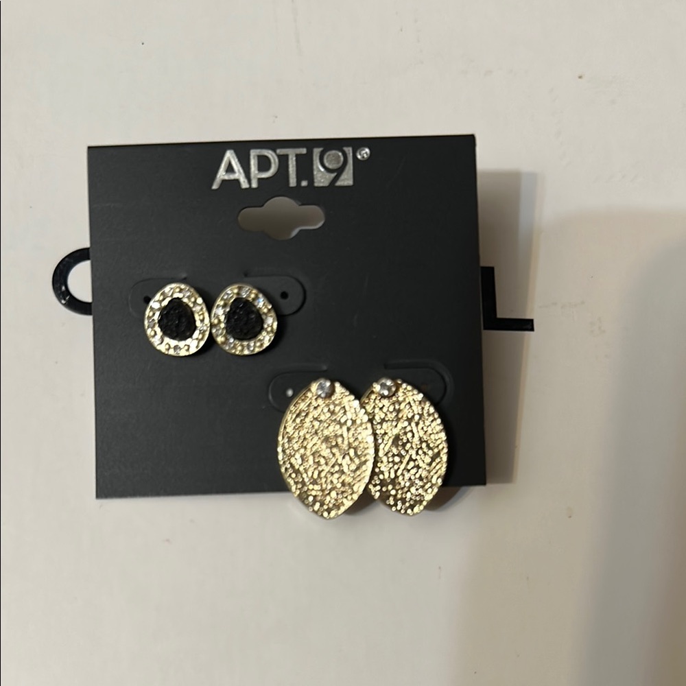 Apt. 9 Elegant Gold and Black Earrings Set NWT 💕4x15$
